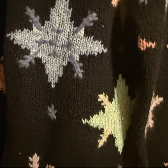 Vintage Y2K Talbots Snowflake Cardigan — XS — Pastel Knit Winter Holiday Sweater - Picture 4 of 8